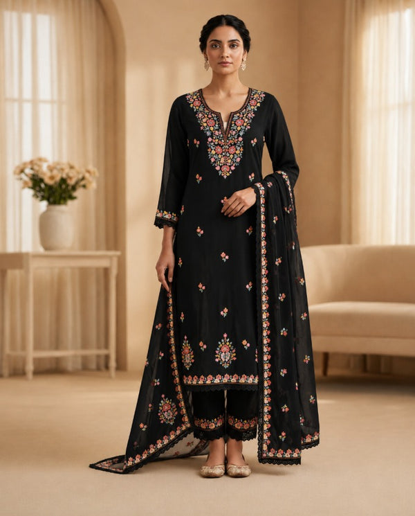 Cream Common Jorjet Top Dupatta